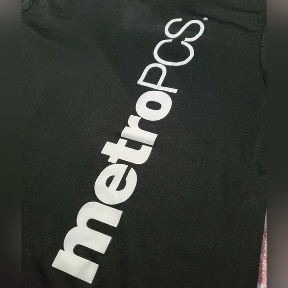 Metro PCS work shirt, size medium - Picture 2 of 3